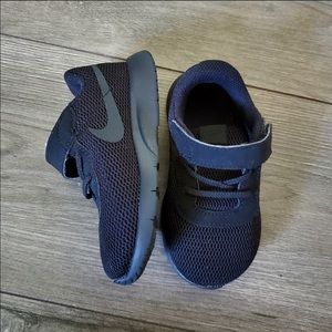 Nike Toddler Tanjun Sneakers